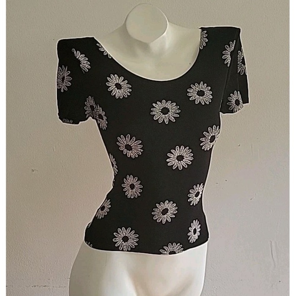 Together Vintage 90s Allover Daisy Flowers Stretch Mesh Scoop Neck Top Mod Retro